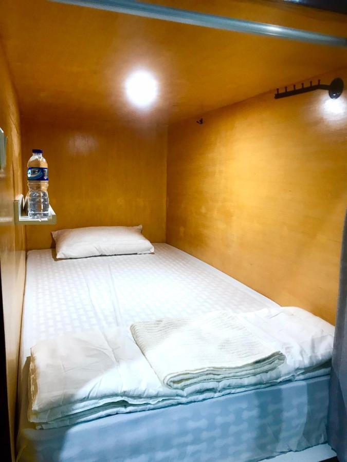 Bu Sepuh Guesthouse Sangkanurip Esterno foto